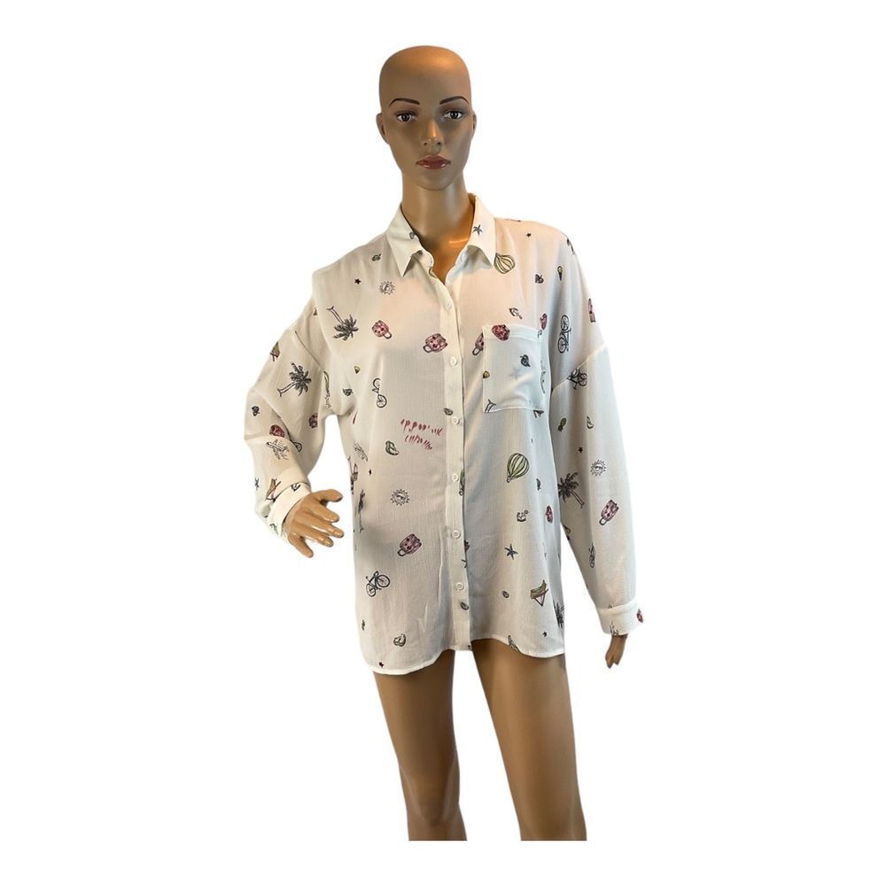 One Clothing Women’s White Button Down Travel Theme Long Sleeve Shirt Size Large